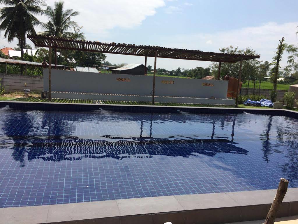 Nadee Resort Udon Thani Dış mekan fotoğraf